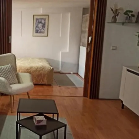 Oaza Olja * ベオグラード